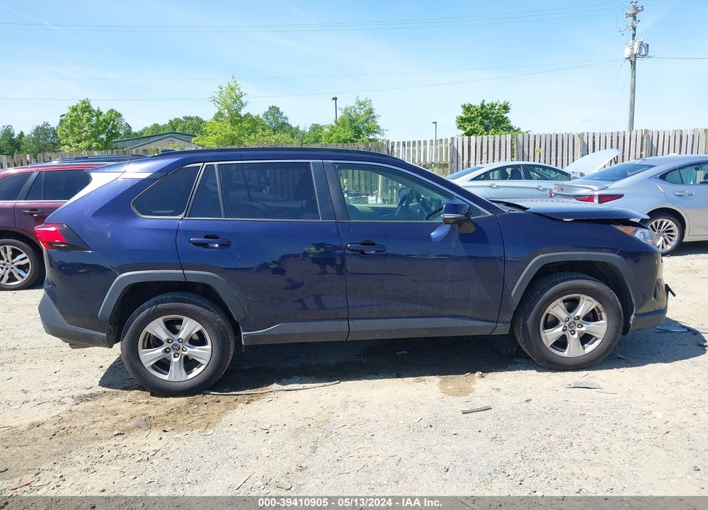 2019 TOYOTA RAV4 XLE VIN: JTMP1RFV8KD514497