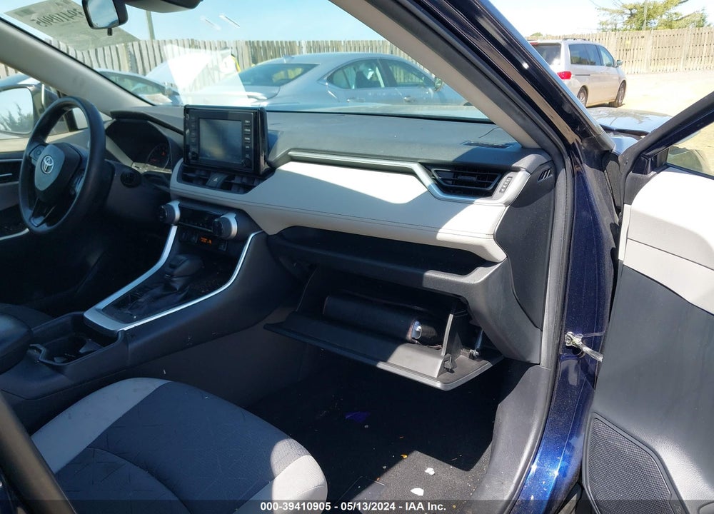 2019 TOYOTA RAV4 XLE VIN: JTMP1RFV8KD514497