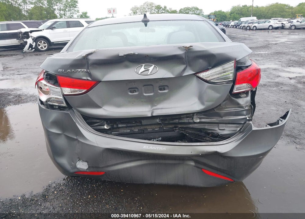 2013 HYUNDAI ELANTRA GLS VIN: 5NPDH4AE1DH388859
