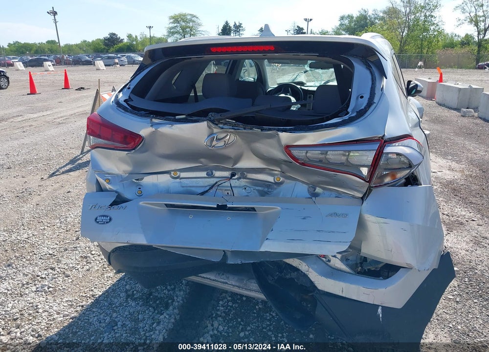 2018 HYUNDAI TUCSON SEL VIN: KM8J3CA49JU757144