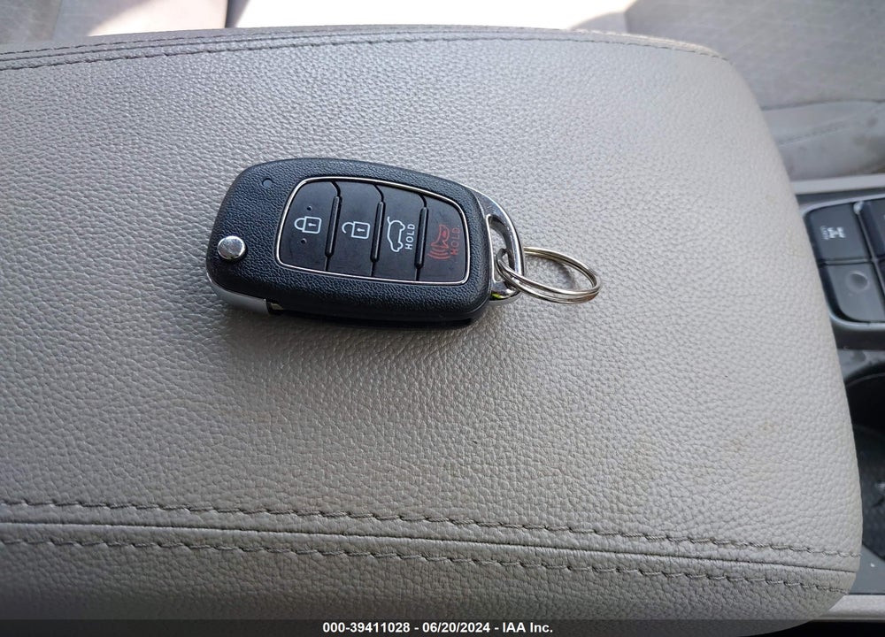 2018 HYUNDAI TUCSON SEL VIN: KM8J3CA49JU757144