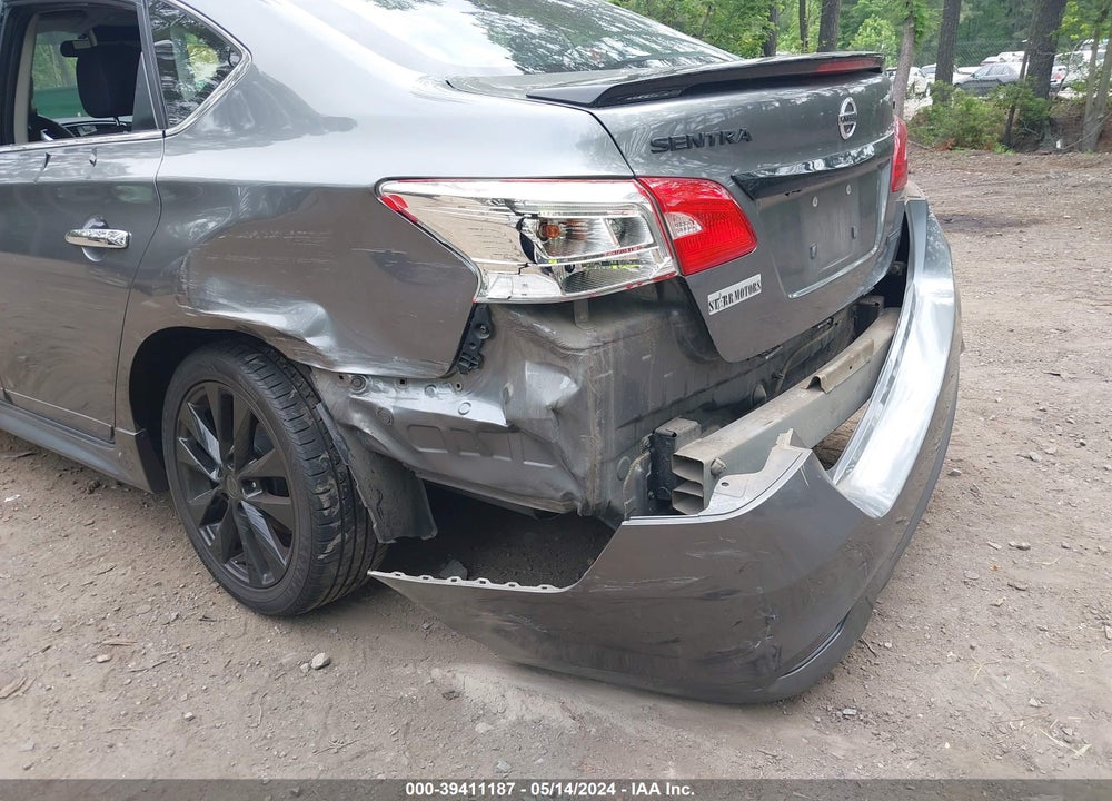 2018 NISSAN SENTRA SR VIN: 3N1AB7APXJY247815