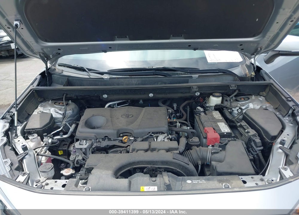 2021 TOYOTA RAV4 XLE VIN: 2T3W1RFV5MW109683