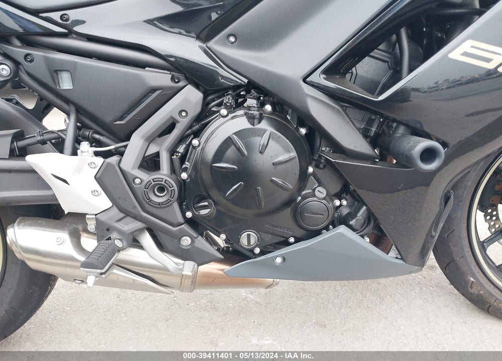 2024 KAWASAKI EX650 P VIN: ML5EXEP12RDAC4019