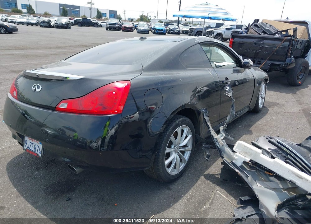 2014 INFINITI Q60 JOURNEY VIN: JN1CV6EK2EM111101