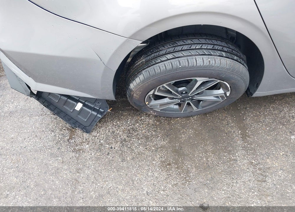 2024 KIA FORTE LXS VIN: 3KPF24AD9RE743998