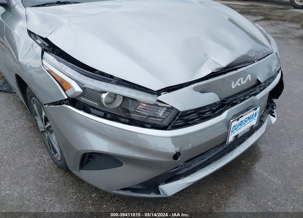 2024 KIA FORTE LXS VIN: 3KPF24AD9RE743998
