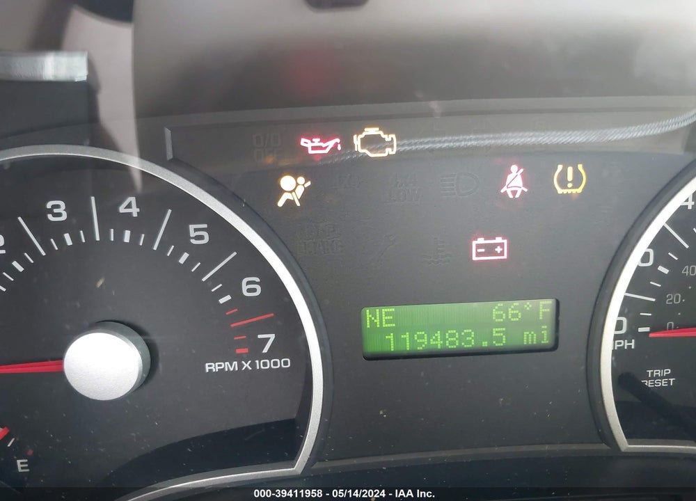 2006 FORD EXPLORER XLT VIN: 1FMEU73896UA59453