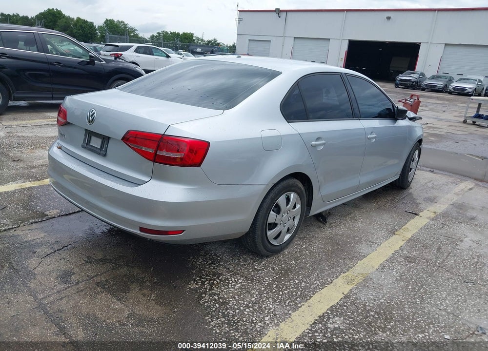 2015 VOLKSWAGEN JETTA 2.0L S VIN: 3VW2K7AJ1FM416564