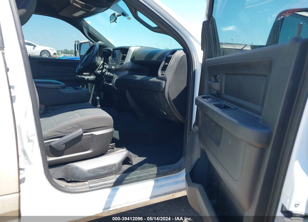 2023 RAM 2500 TRADESMAN 4X4 6'4 BOX VIN: 3C6UR5CL7PG502396