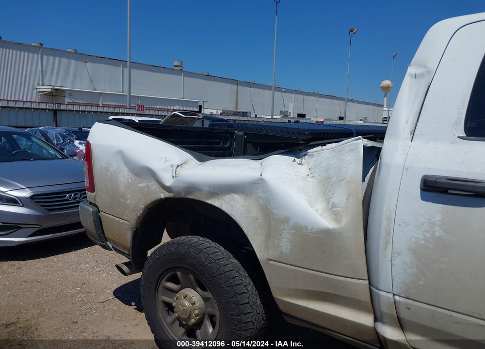 2023 RAM 2500 TRADESMAN 4X4 6'4 BOX VIN: 3C6UR5CL7PG502396