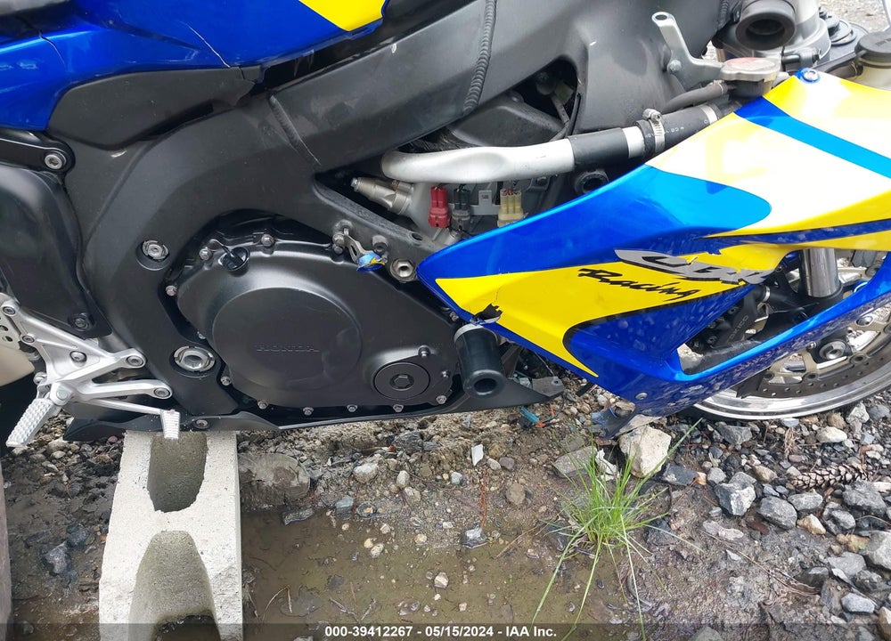 2006 HONDA CBR1000 RR VIN: JH2SC57076M205956