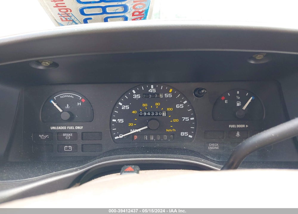 1995 FORD TAURUS GL/SE VIN: 1FALP52U8SG162271