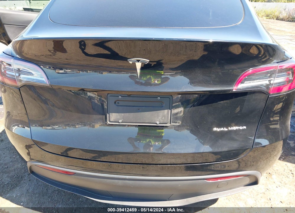 2023 TESLA MODEL Y AWD/LONG RANGE DUAL MOTOR ALL-WHEEL DRIVE VIN: 7SAYGDEE4PF824625