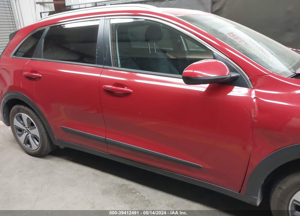 2018 KIA NIRO LX VIN: KNDCB3LC1J5126709