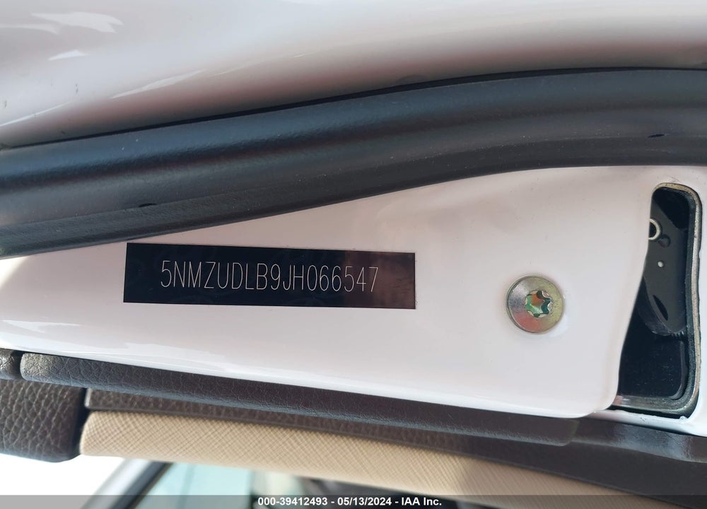 2018 HYUNDAI SANTA FE SPORT 2.4L VIN: 5NMZUDLB9JH066547