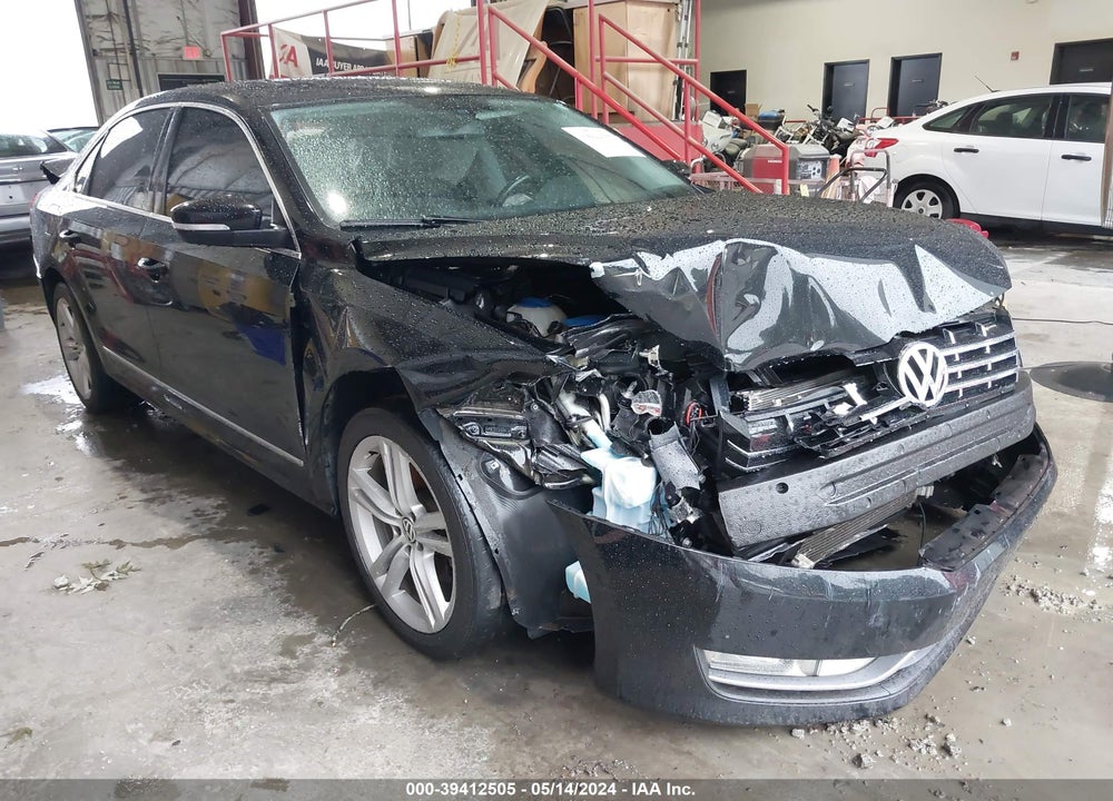 2015 VOLKSWAGEN PASSAT 1.8T SEL PREMIUM VIN: 1VWCT7A39FC041236