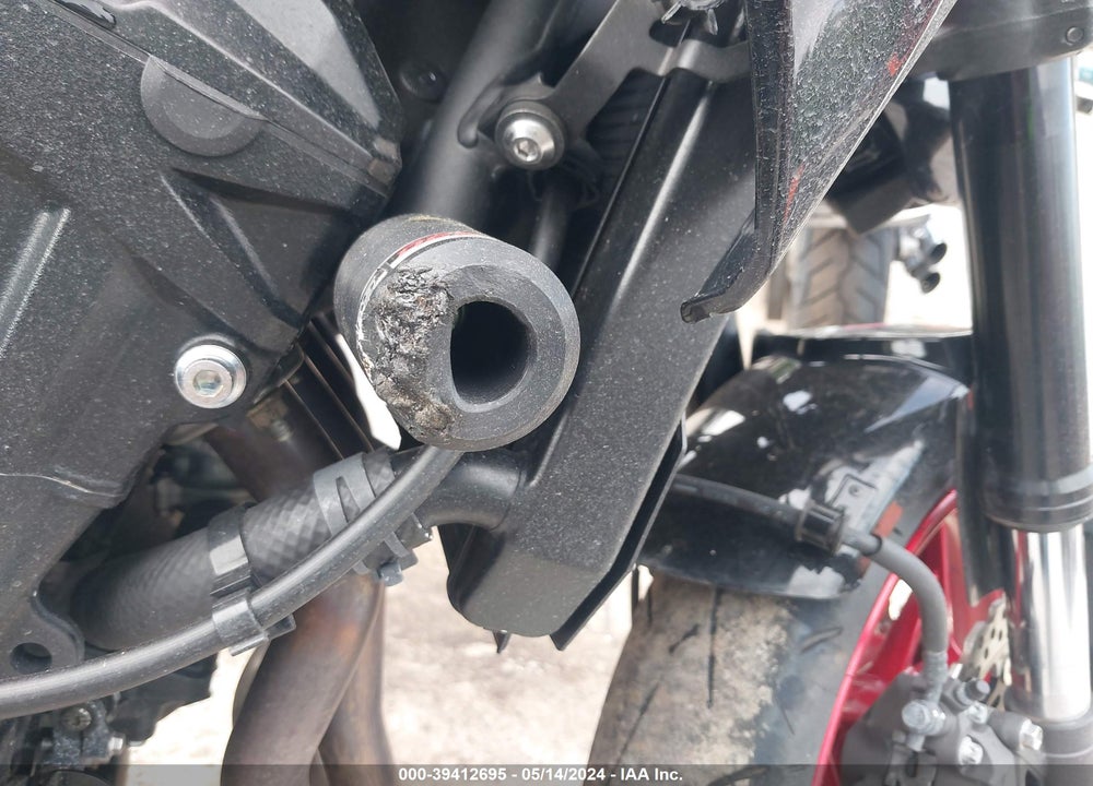 2024 KAWASAKI ZR900 F VIN: ML5ZRDF1XRDA67325