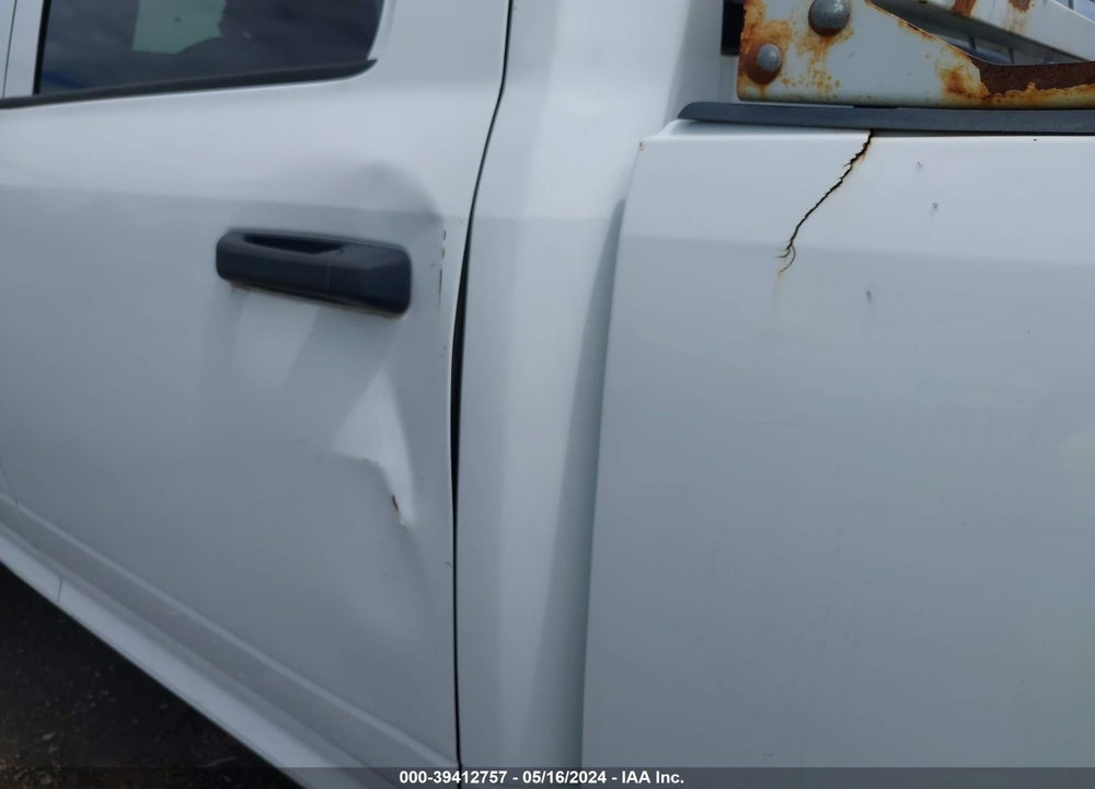 2018 RAM 2500 VIN: 3C6UR5HJ2JG144560