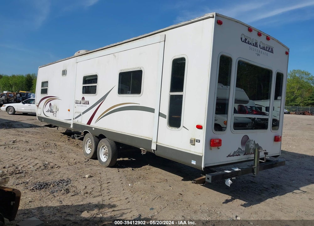 2003 CEDAR CREEK SILVERBACK VIN: 4X4TCRG293P186174