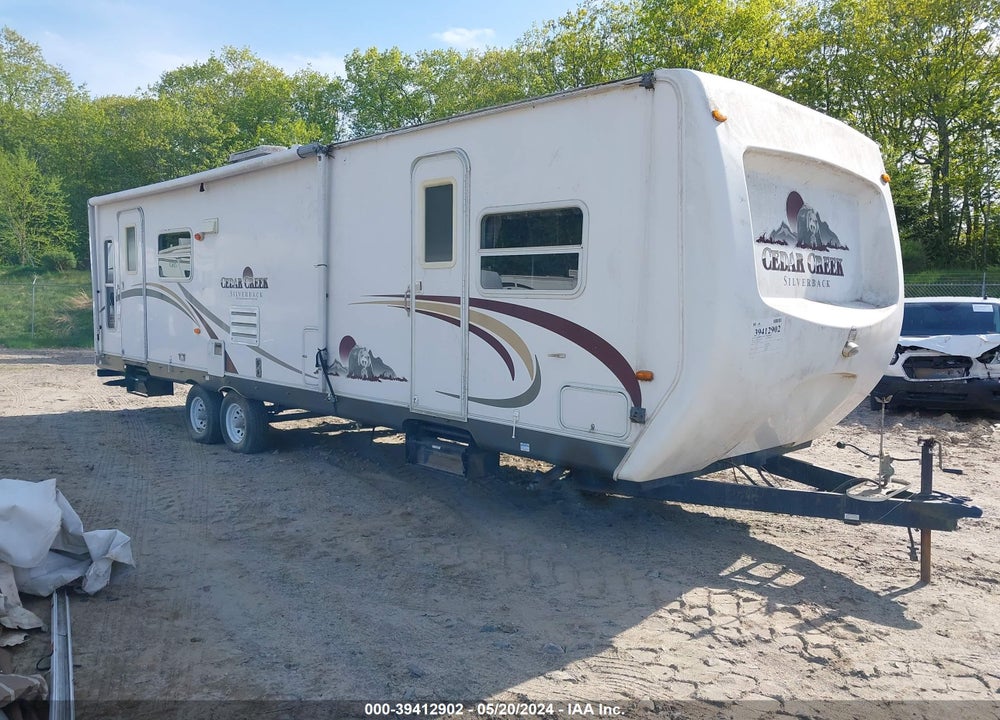 2003 CEDAR CREEK SILVERBACK VIN: 4X4TCRG293P186174