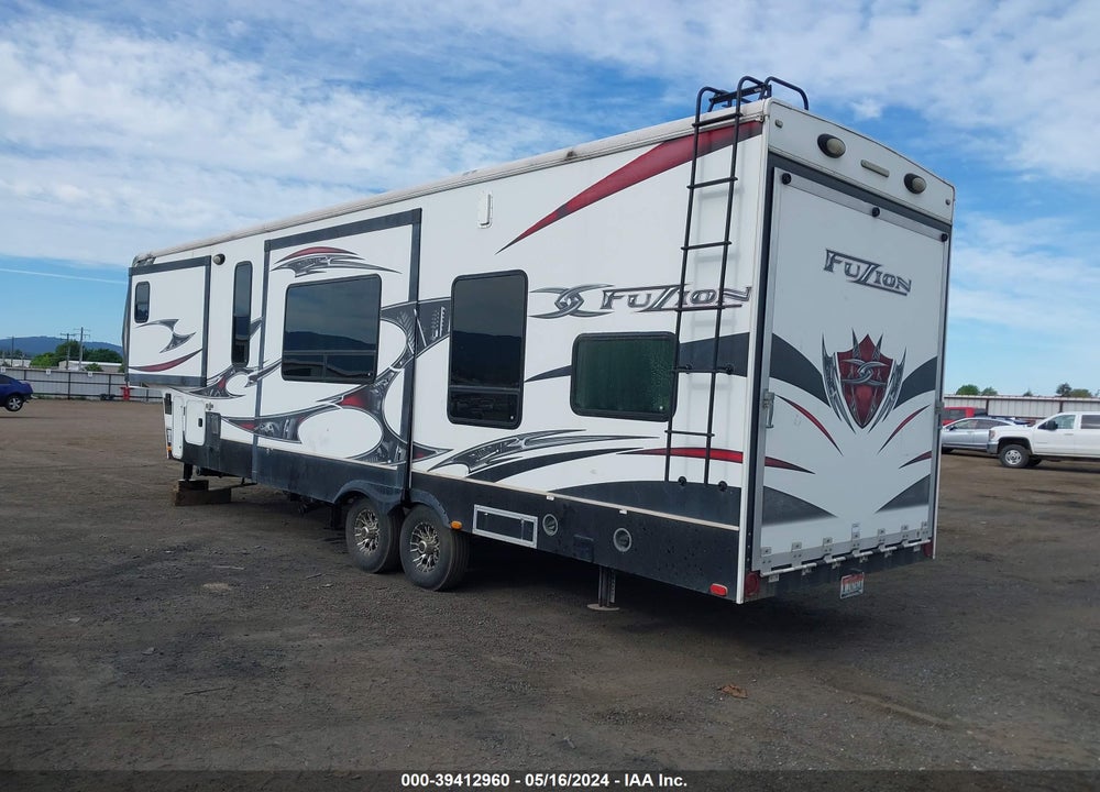 2012 KEYSTONE FUZION 315 VIN: 4YDF31520CF811152