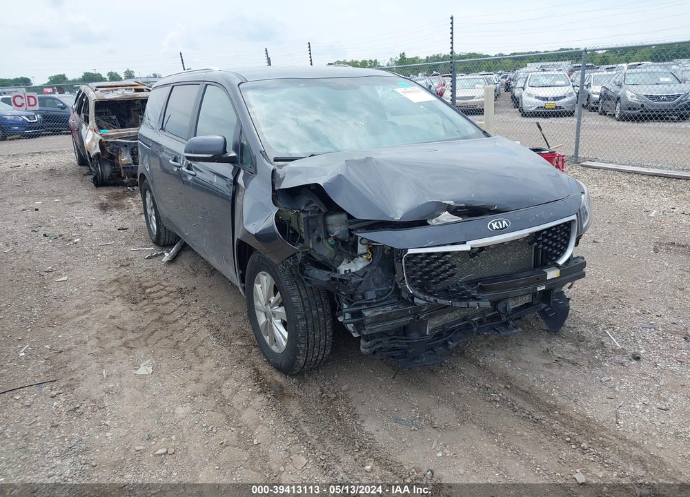 2018 KIA SEDONA LX VIN: KNDMB5C11J6390263