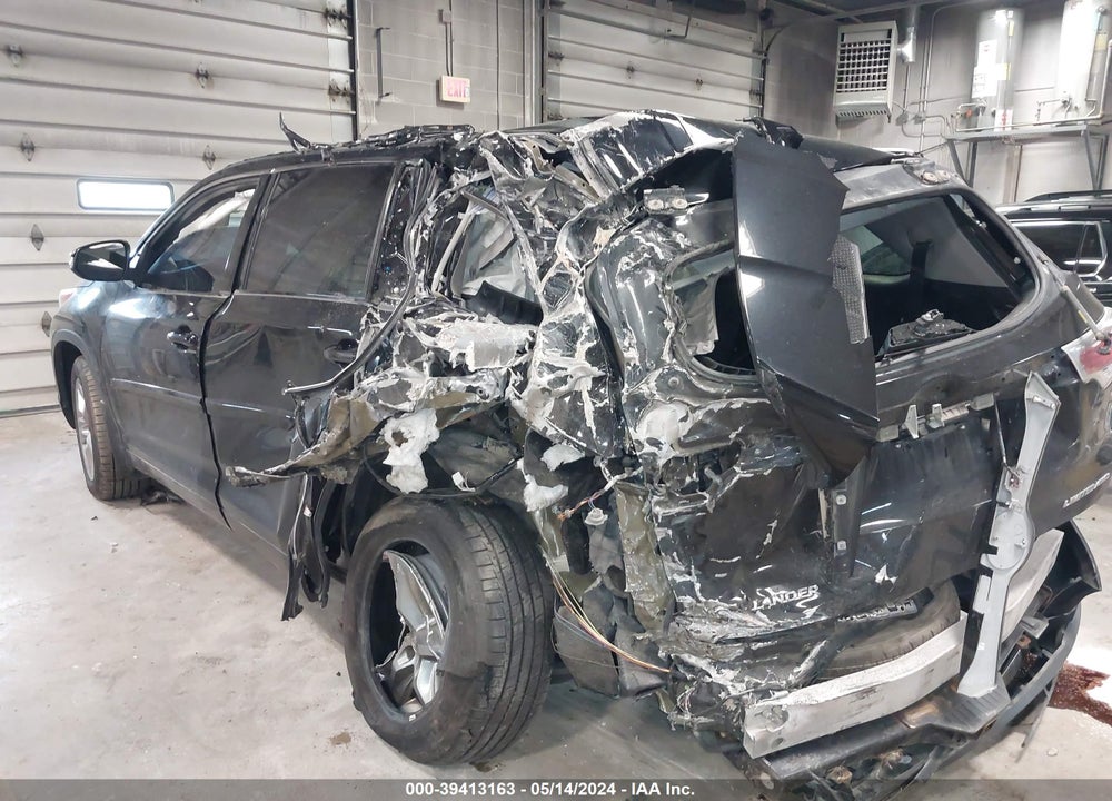 2015 TOYOTA HIGHLANDER LIMITED PLATINUM V6 VIN: 5TDDKRFH7FS137200