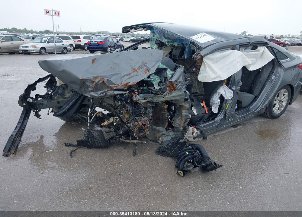 2014 HYUNDAI SONATA GLS VIN: 5NPEB4AC8EH831613