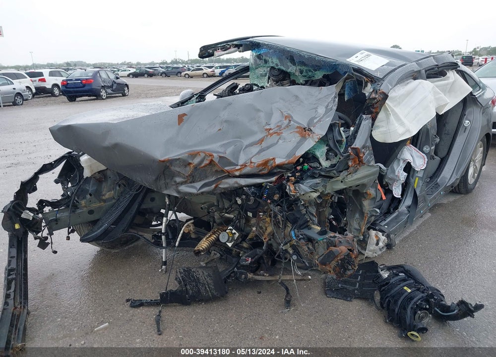 2014 HYUNDAI SONATA GLS VIN: 5NPEB4AC8EH831613