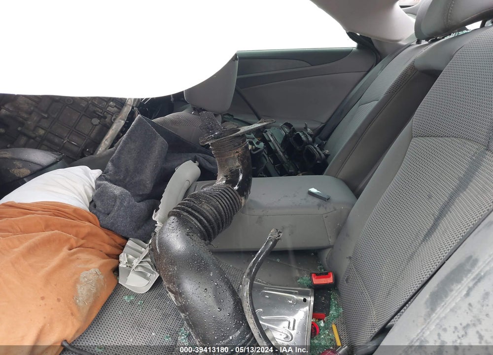 2014 HYUNDAI SONATA GLS VIN: 5NPEB4AC8EH831613