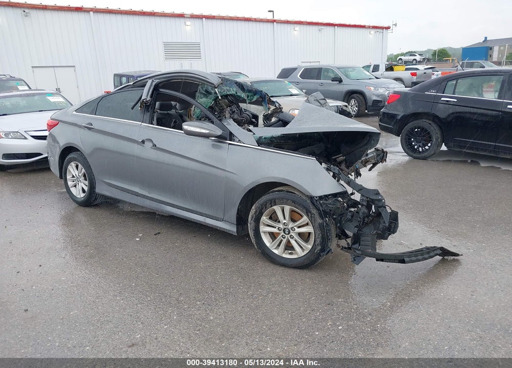 2014 HYUNDAI SONATA GLS VIN: 5NPEB4AC8EH831613