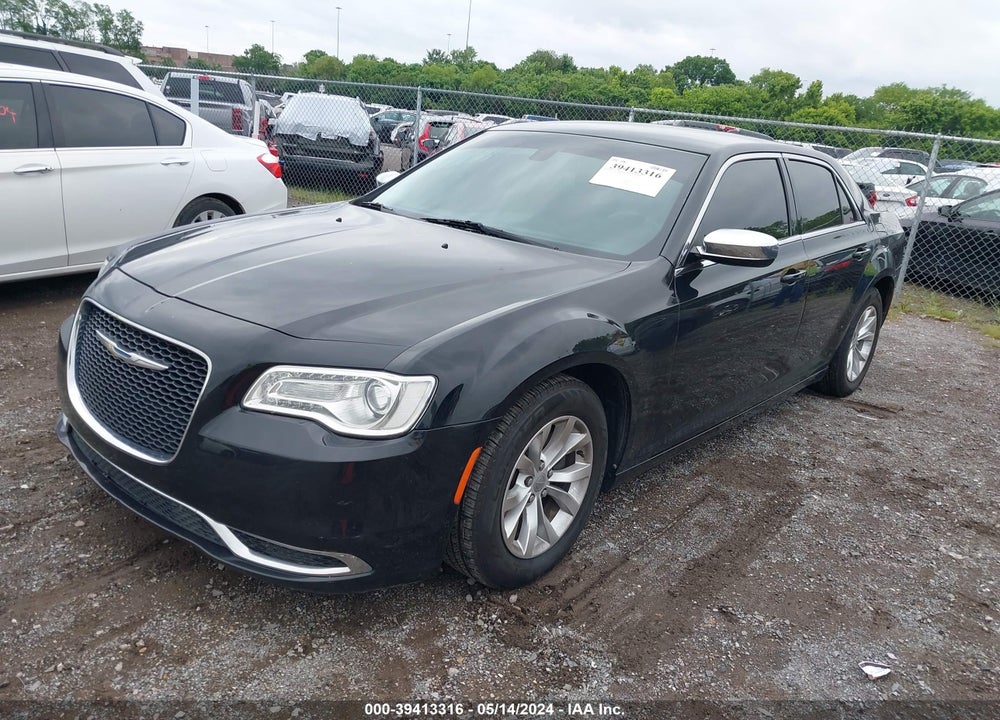 2015 CHRYSLER 300 VIN: 2C3CCAAG1FH922095