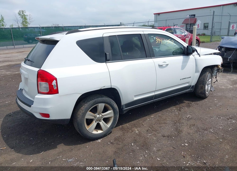 2011 JEEP COMPASS VIN: 1J4NF1FB2BD158767