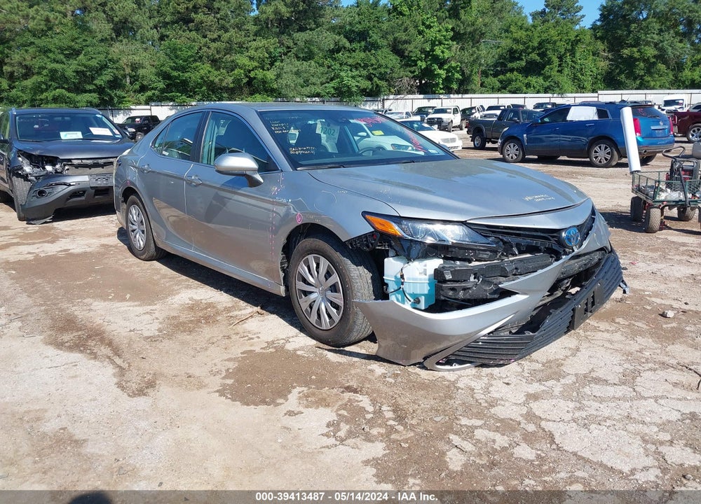 2021 TOYOTA CAMRY LE HYBRID VIN: 4T1C31AK1MU021167