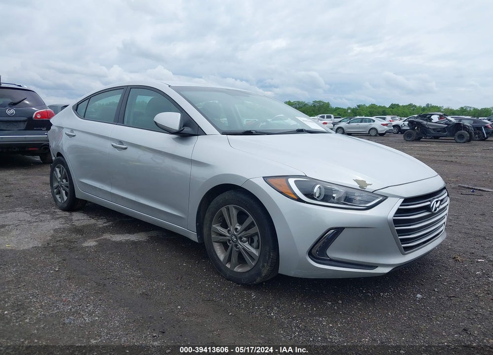 2017 HYUNDAI ELANTRA SE VIN: 5NPD84LF6HH064429