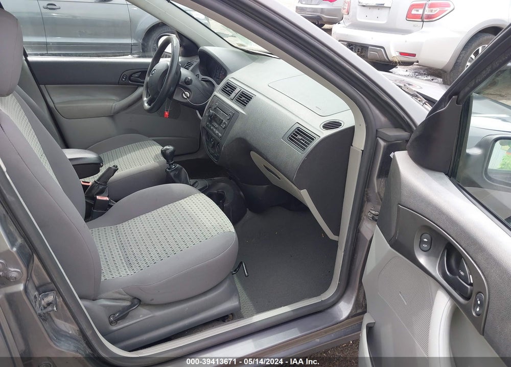 2006 FORD FOCUS ZX4 VIN: 1FAHP34N16W249795