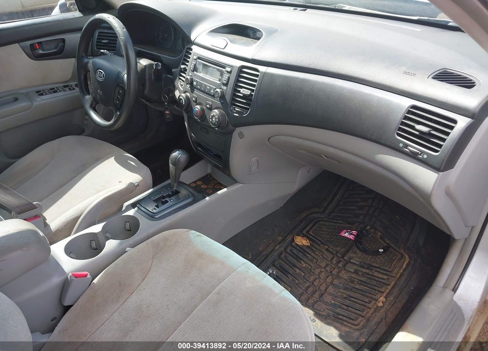 2008 KIA OPTIMA LX VIN: KNAGE123885230278