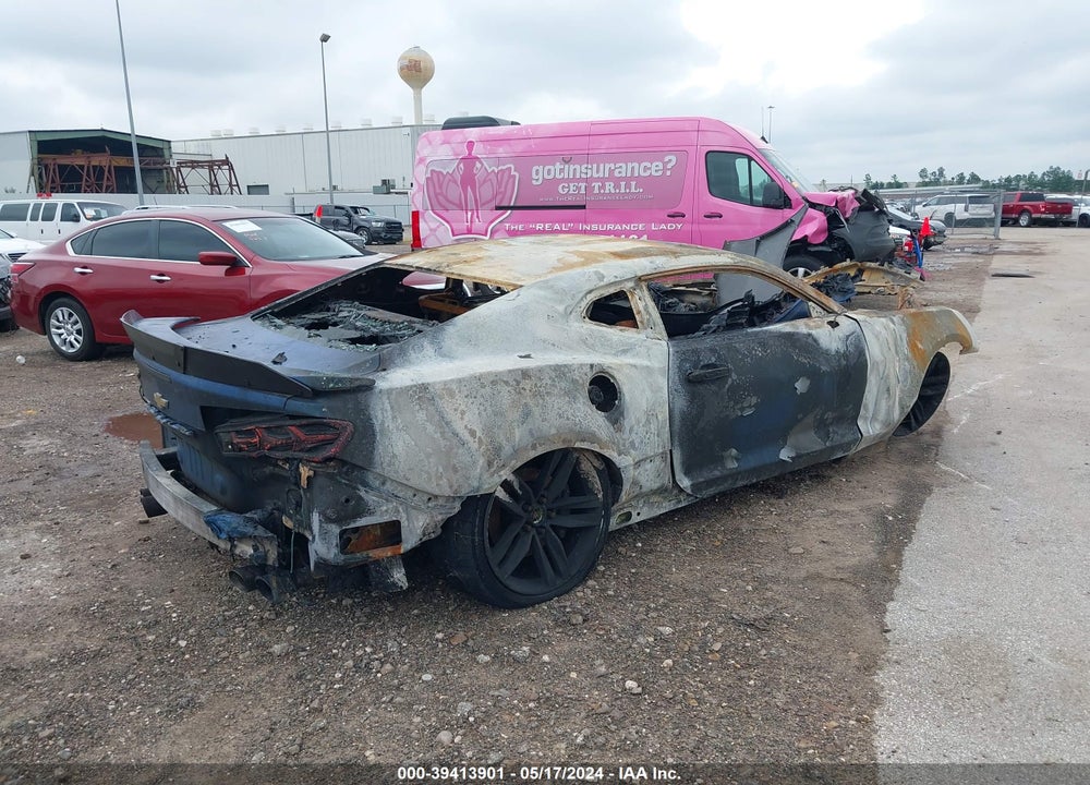 2016 CHEVROLET CAMARO 2SS VIN: 1G1FH1R71G0137699