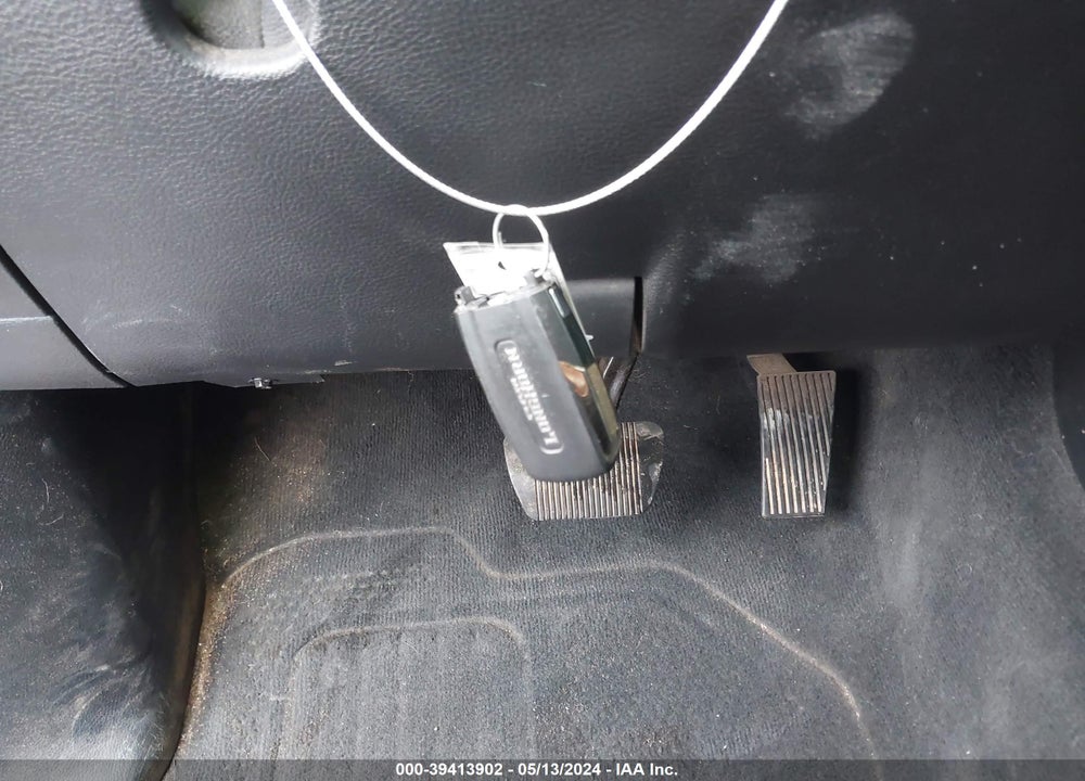 2019 RAM 1500 VIN: 1C6RREKT4KN884703