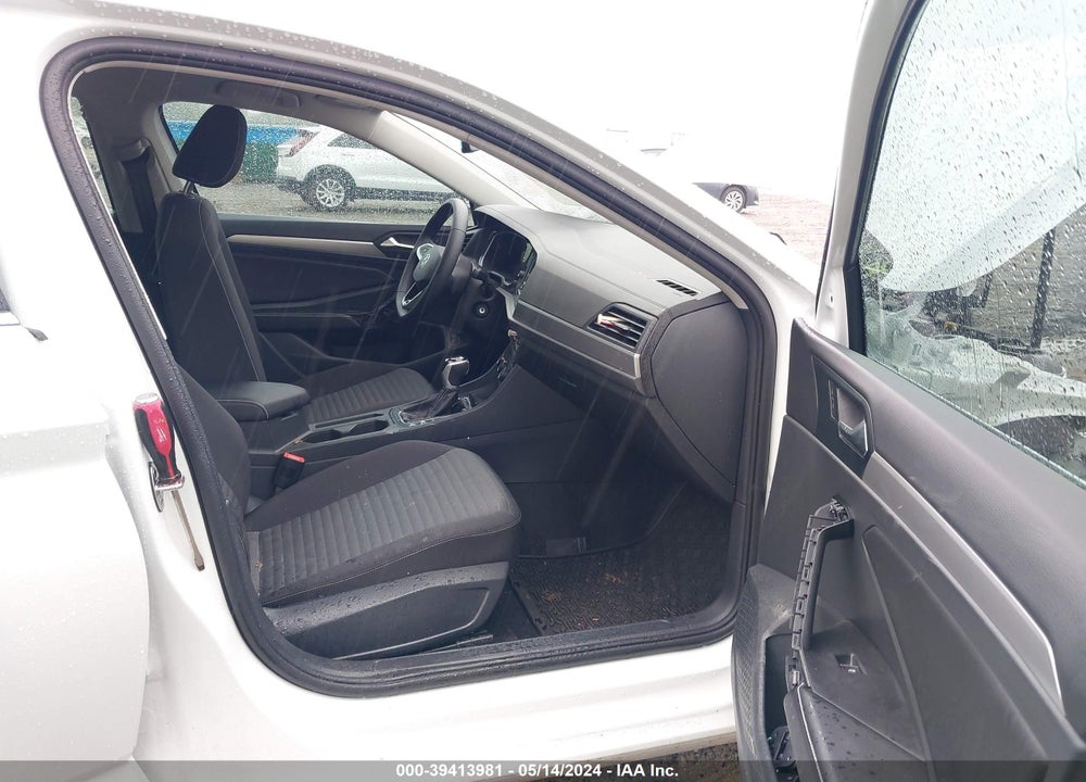 2024 VOLKSWAGEN JETTA 1.5T S VIN: 3VW5M7BU1RM030666