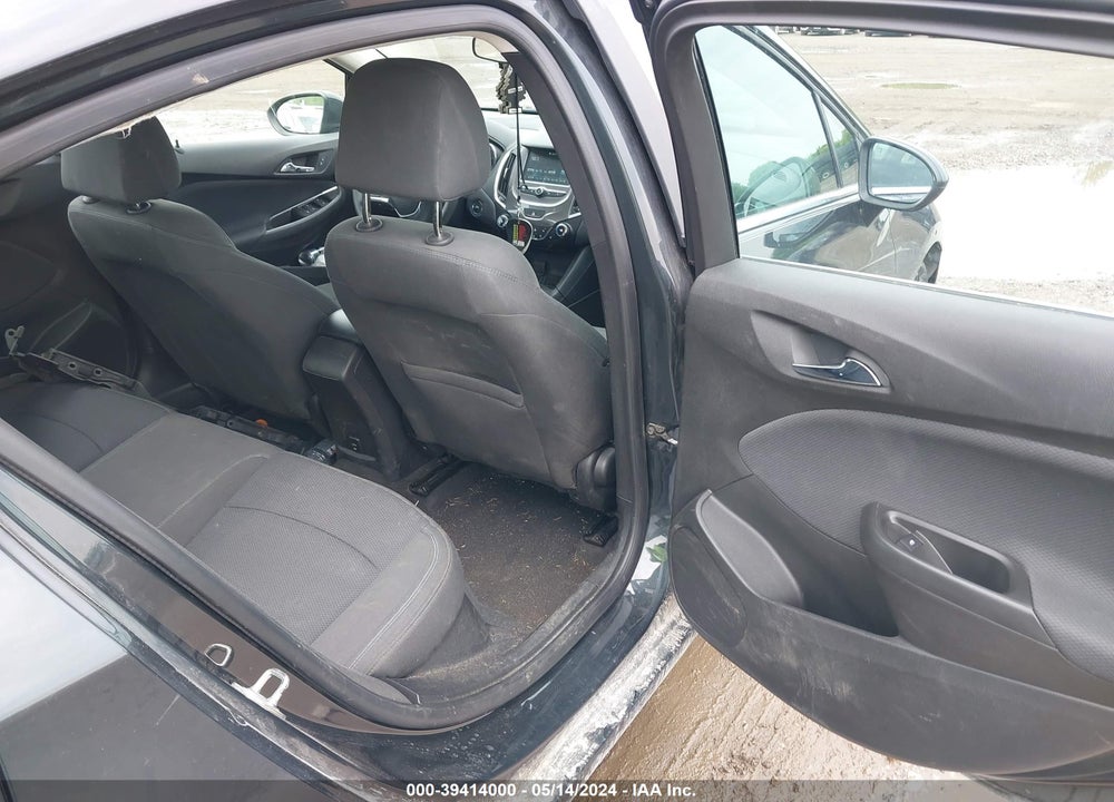 2018 CHEVROLET CRUZE LT AUTO VIN: 1G1BE5SM4J7144496