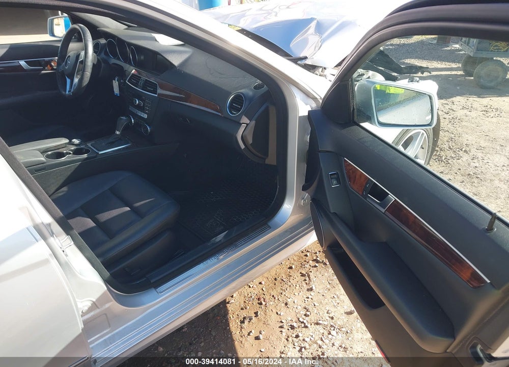 2013 MERCEDES-BENZ C 300 LUXURY 4MATIC/SPORT 4MATIC VIN: WDDGF8AB0DA780132