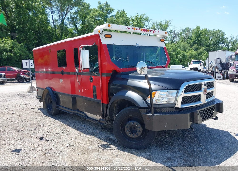 2013 RAM 5500 CHASSIS TRADESMAN/SLT VIN: 3C7WRMAL6DG564062