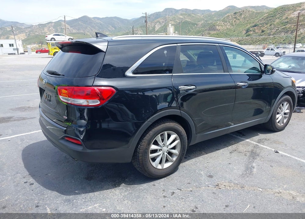 2016 KIA SORENTO VIN: 5XYPG4A3XGG134206