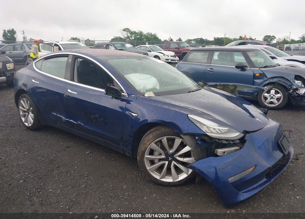 2018 TESLA MODEL 3 LONG RANGE/MID RANGE VIN: 5YJ3E1EA1JF048681