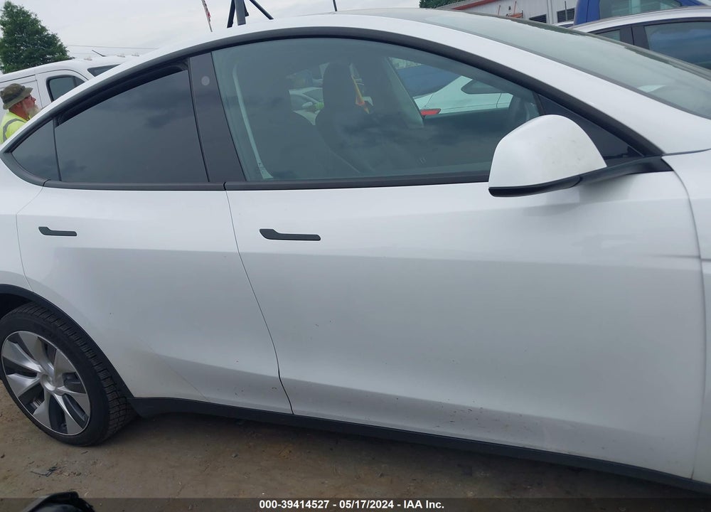 2021 TESLA MODEL Y LONG RANGE DUAL MOTOR ALL-WHEEL DRIVE VIN: 5YJYGDEE8MF233108