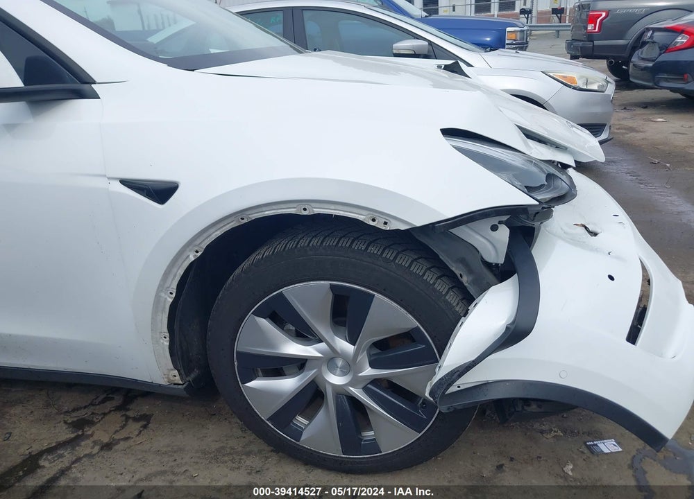2021 TESLA MODEL Y LONG RANGE DUAL MOTOR ALL-WHEEL DRIVE VIN: 5YJYGDEE8MF233108