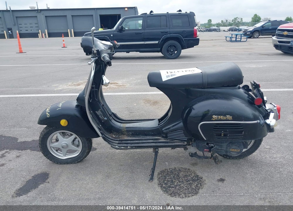 2013 GEELY 2 SERIES VIN: LB2G2TAA5D1001060