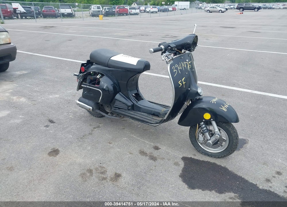 2013 GEELY 2 SERIES VIN: LB2G2TAA5D1001060